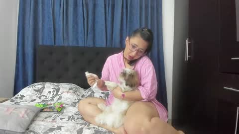 Snapshot of _emma_loyd_ chatting on January 2025 07:07:02 PM Emma online show from January 2025 07:07:02 PM