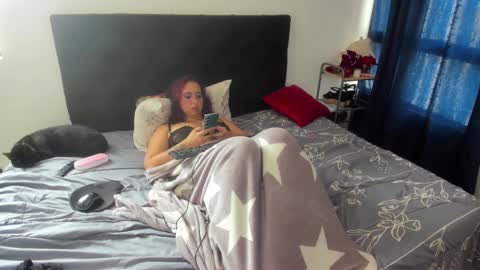 Snapshot of _emma_loyd_ chatting on February 2026 07:42:02 PM Emma online show from February 2026 07:42:02 PM