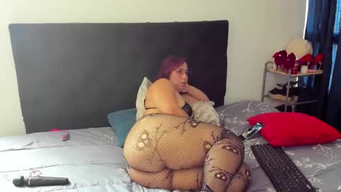 Snapshot of _emma_loyd_ chatting on February 2026 06:33:02 PM Emma online show from February 2026 06:33:02 PM