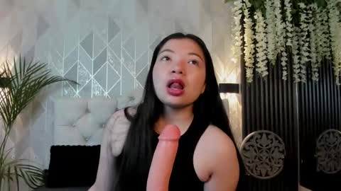 _emma_xoxo online show from December 2025 11:16:02 AM