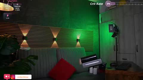 Snapshot of _eufrates_ chatting on November 2025 11:32:01 PM EUFRATES online show from November 2025 11:32:01 PM