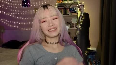 EveEva online show from February 2026 12:38:02 AM