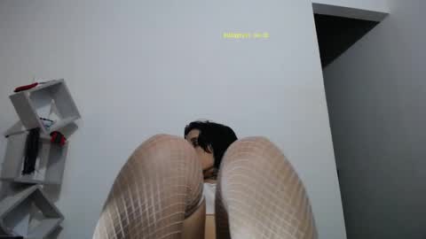 Snapshot of _exa_ chatting on March 2025 11:42:01 PM Exa help me position myself with your thumb up thanks online show from March 2025 11:42:01 PM