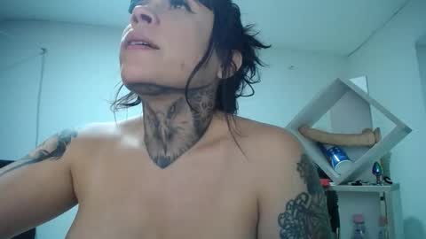 Snapshot of _exa_ chatting on December 2025 02:16:01 AM Exa help me position myself with your thumb up thanks online show from December 2025 02:16:01 AM