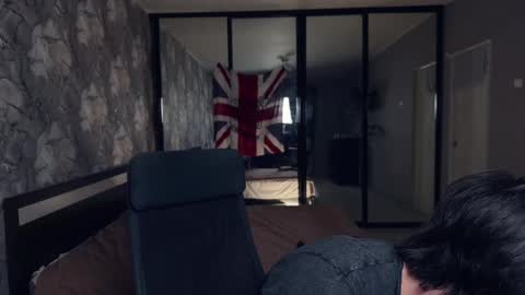 Snapshot of _fatrabbit chatting on February 2025 05:26:01 PM Keanu online show from February 2025 05:26:01 PM