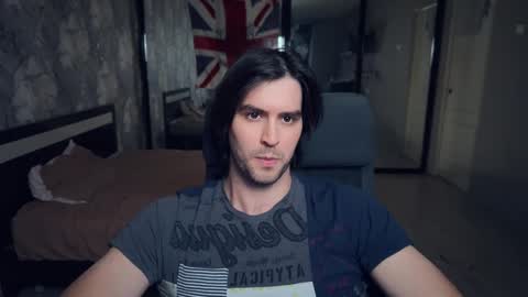 Snapshot of _fatrabbit chatting on December 2025 12:25:02 PM Keanu online show from December 2025 12:25:02 PM