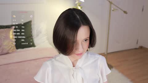 Snapshot of _female_essence_ chatting on January 2025 09:47:01 PM Essie online show from January 2025 09:47:01 PM