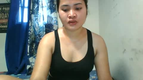 Snapshot of _genevieve22_ chatting on June 2026 01:01:01 AM genny online show from June 2026 01:01:01 AM