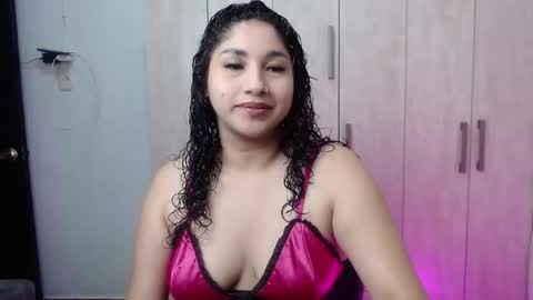 Gia Independent model online show from November 2025 10:52:02 PM