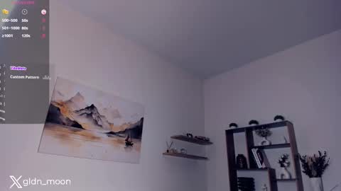 Snapshot of _golden_moon_ chatting on February 2025 02:15:02 AM Rina online show from February 2025 02:15:02 AM