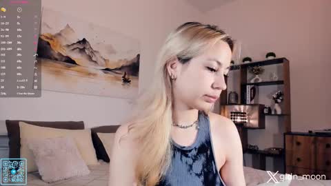 Snapshot of _golden_moon_ chatting on September 2025 11:15:02 PM Rina online show from September 2025 11:15:02 PM