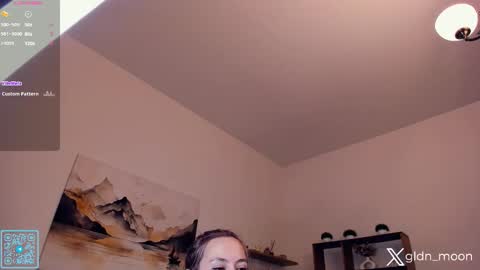 Snapshot of _golden_moon_ chatting on October 2025 09:02:01 PM Rina online show from October 2025 09:02:01 PM