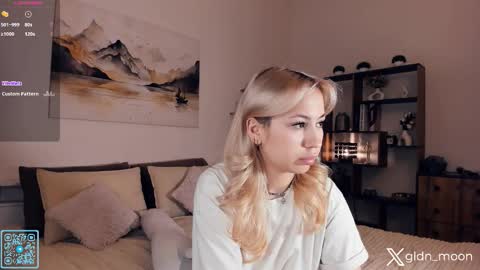 Snapshot of _golden_moon_ chatting on October 2025 11:17:02 PM Rina online show from October 2025 11:17:02 PM