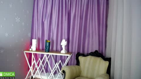 _greybunny_ online show from January 2025 02:00:01 PM