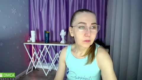 _greybunny_ online show from February 2025 10:13:02 AM