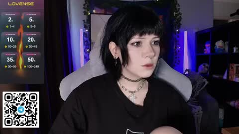 Snapshot of _gummybears_ chatting on June 2026 09:37:01 AM Tori online show from June 2026 09:37:01 AM