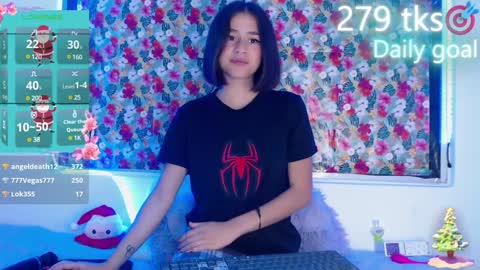 Snapshot of _gwen__ chatting on December 2024 09:09:02 AM Gwen online show from December 2024 09:09:02 AM