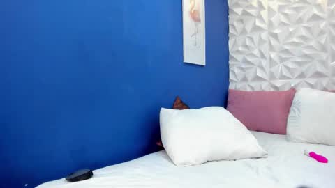 Hanna online show from October 2025 09:48:02 PM