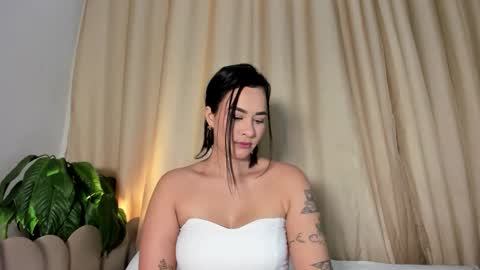 Hanna johnson online show from October 2025 03:59:02 AM