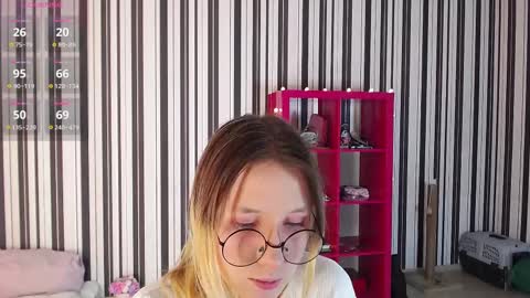 Snapshot of _hanna_moon_ chatting on February 2025 07:55:02 AM Hannaolotl online show from February 2025 07:55:02 AM