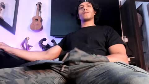 Heracles online show from October 2025 03:43:01 PM