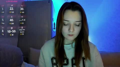 Snapshot of _hey_scarlett_ chatting on December 2024 12:43:02 PM _hey_scarlett_ online show from December 2024 12:43:02 PM