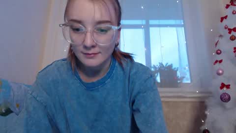 Snapshot of _hey_scarlett_ chatting on January 2025 02:10:01 AM _hey_scarlett_ online show from January 2025 02:10:01 AM