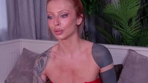 Lana online show from May 2026 07:13:01 AM