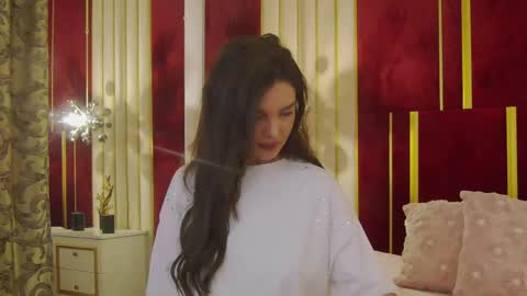 _hot_neighbour online show from May 2026 03:58:02 AM