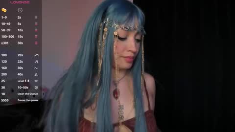 Jenn  online show from November 2025 07:08:01 AM