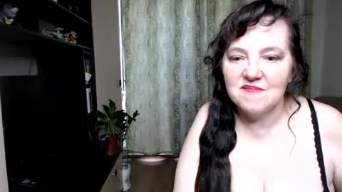 Snapshot of _illusion_ chatting on June 2026 10:35:01 AM Illusion online show from June 2026 10:35:01 AM