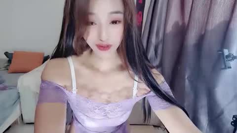 Snapshot of _iuiu_ chatting on December 2024 06:42:02 AM UU online show from December 2024 06:42:02 AM