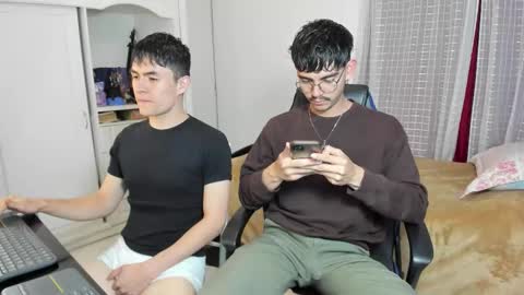 Snapshot of _jamesboy chatting on October 2025 10:32:02 PM James online show from October 2025 10:32:02 PM