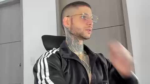 jeison online show from September 2025 05:12:02 PM