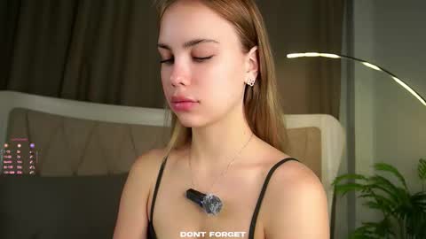 Snapshot of _jasminestea_ chatting on September 2025 01:31:02 AM Candy online show from September 2025 01:31:02 AM