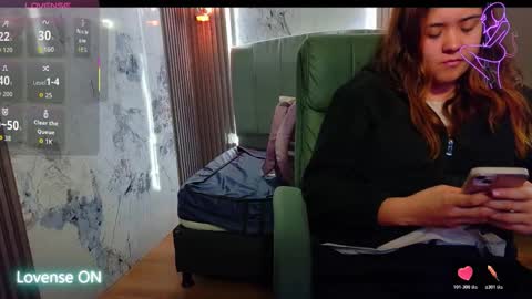 Snapshot of _jeessy chatting on November 2025 05:29:02 AM _jeessy online show from November 2025 05:29:02 AM