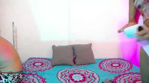 Snapshot of _joanne_and_oliver_ chatting on December 2025 03:50:01 PM Joanne Oliver online show from December 2025 03:50:01 PM