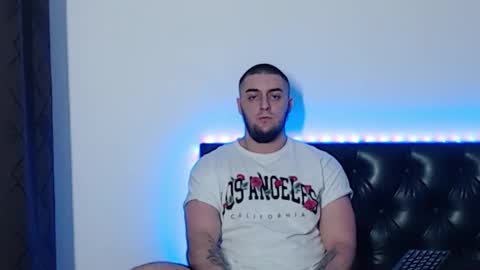 Snapshot of _joni_new_ chatting on November 2025 04:01:02 AM Joni online show from November 2025 04:01:02 AM