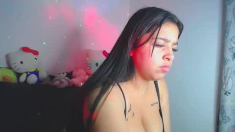 Snapshot of _juli17_ chatting on March 2026 08:26:02 PM _juli17_ online show from March 2026 08:26:02 PM