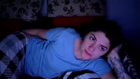 Snapshot of _just_a_simple_girl chatting on June 2026 03:07:02 AM _just_a_simple_girl online show from June 2026 03:07:02 AM