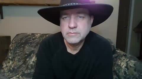 Snapshot of _justacowboy chatting on January 2025 02:40:01 AM Wyatt online show from January 2025 02:40:01 AM