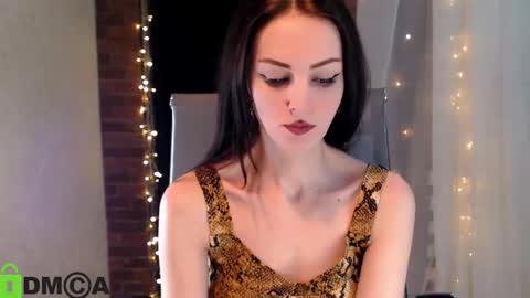  karolina online show from February 2025 02:47:02 PM