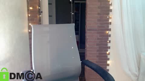  karolina online show from November 2025 04:17:01 PM