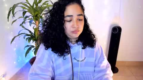 Snapshot of _kat_1 chatting on December 2025 12:38:02 AM online show from December 2025 12:38:02 AM