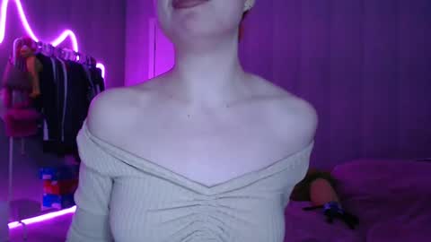 katemiller online show from December 2024 03:53:02 PM