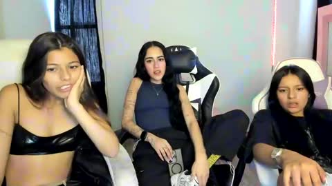 Snapshot of _khloe_sweet chatting on February 2025 10:11:01 PM khloe sweet online show from February 2025 10:11:01 PM