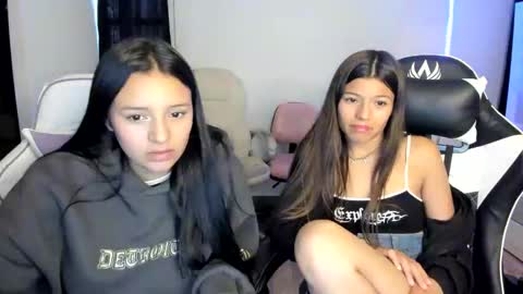 Snapshot of _khloe_sweet chatting on March 2025 10:42:01 PM khloe sweet online show from March 2025 10:42:01 PM