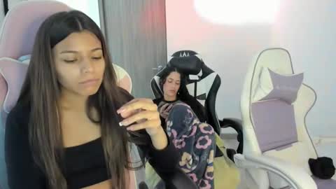 Snapshot of _khloe_sweet chatting on December 2025 08:26:01 PM khloe sweet online show from December 2025 08:26:01 PM