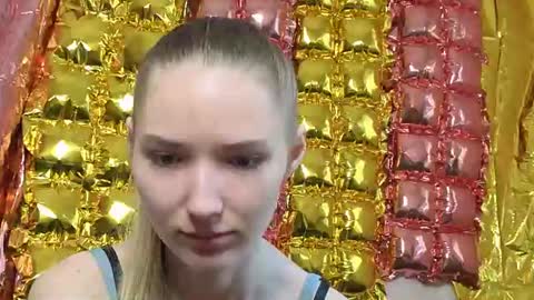 _kikiclark_ online show from June 2026 08:38:01 AM