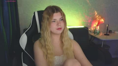 Molly   Emily online show from April 2026 06:32:02 PM